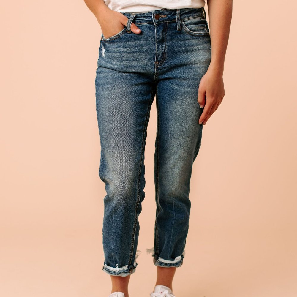 Jaclyn Boyfriend Jeans